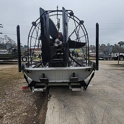 2005 Panther Airboat, Engine and Rudders